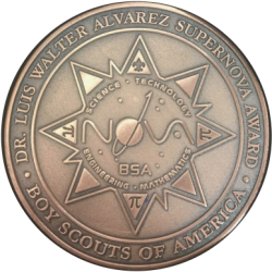 Alvarez-cropped Luis W. Alvarez Supernova Medal